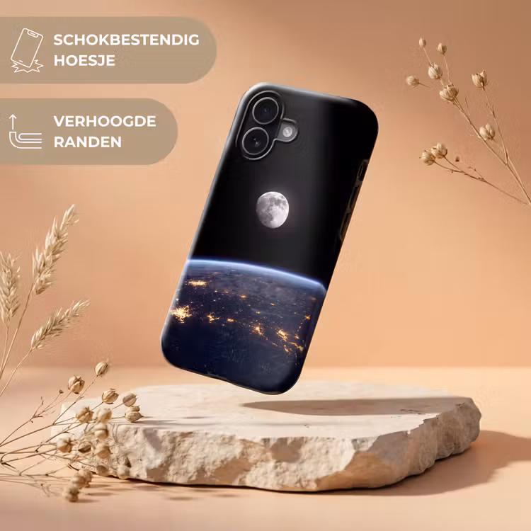 Telefoonhoesje Toughcase - Aarde - Nacht - Ruimte - Aarde - Nacht - Ruimte Toughcase MagSafe Apple iPhone 17 klein