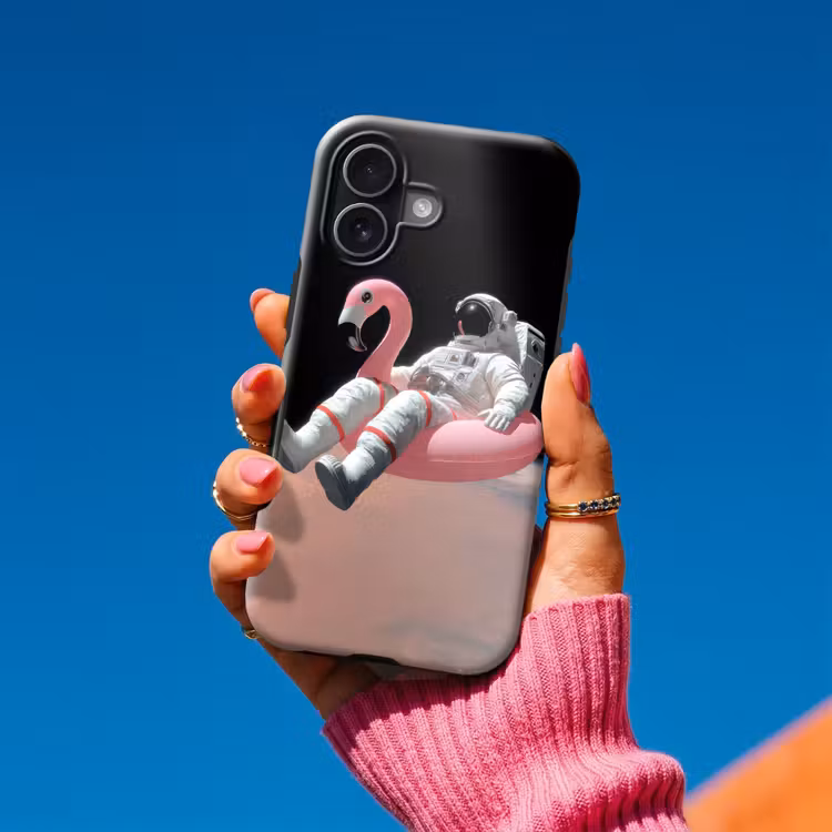 Astronaut - Flamingo - Zwemband - Roze Toughcase MagSafe Apple iPhone 17 klein -Sfeer1V