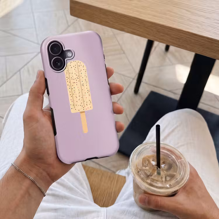 Beige - Ijsje - Spikkels Toughcase MagSafe Apple iPhone 17 klein -Sfeer1M