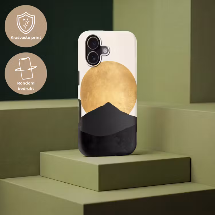 Bergsilhouetten - Gouden cirkel - Beige Toughcase MagSafe Apple iPhone 17 klein -USP_PrintM_NL