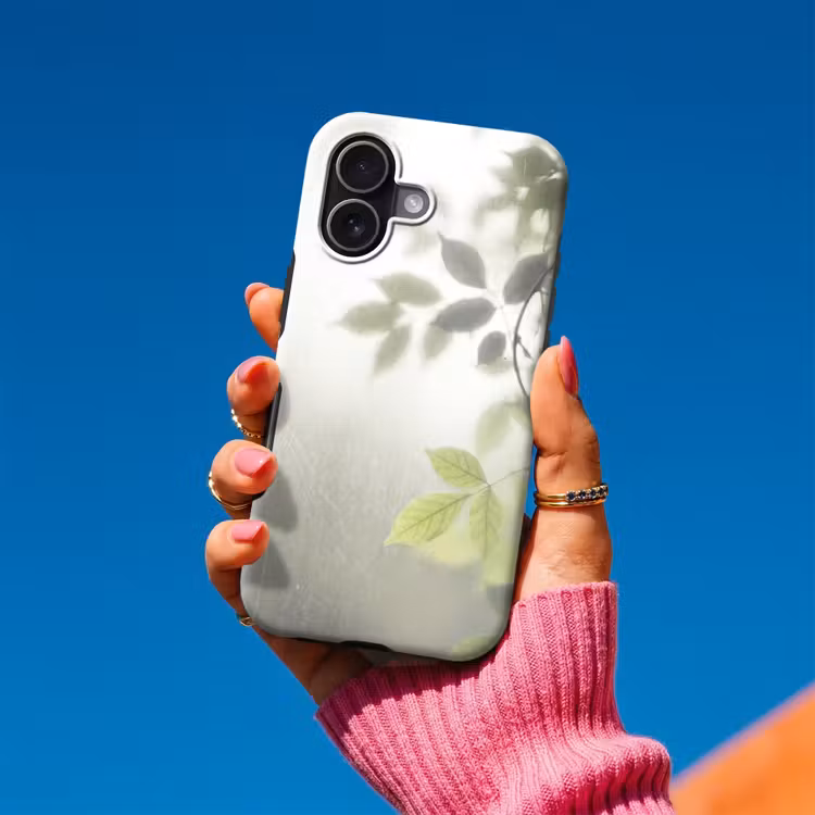 Blad - Schaduw - Natuur - Abstract - Groen Toughcase MagSafe Apple iPhone 17 klein -Sfeer1V