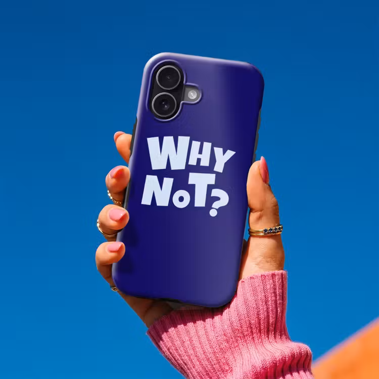 Blauw - Why not - Minimalistisch Toughcase MagSafe Apple iPhone 17 klein -Sfeer1V