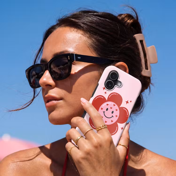 Bloem - Roze - Hartjes Toughcase MagSafe Apple iPhone 17 klein -Sfeer2V