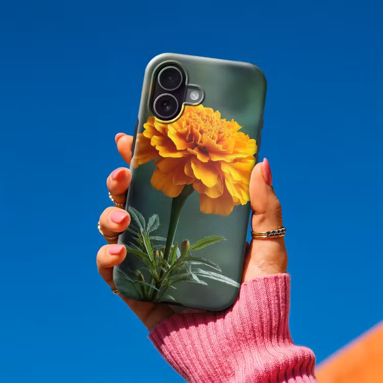 Bloemblaadjes - Afrikaan - Oranje - Wazig Toughcase MagSafe Apple iPhone 17 klein -Sfeer1V