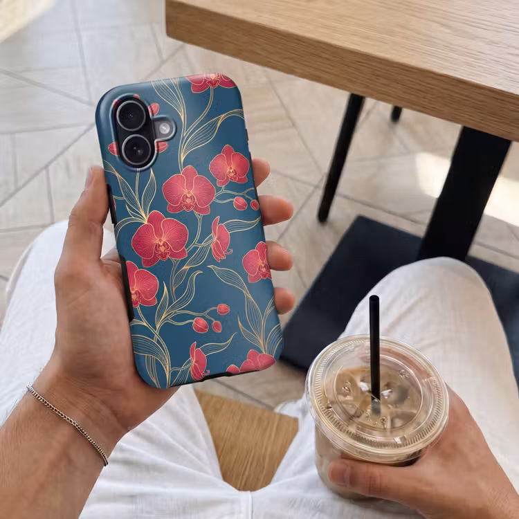 Telefoonhoesje Toughcase - Bloemen - Rood - Goud - Bloemen - Rood - Goud Toughcase MagSafe Apple iPhone 17 klein