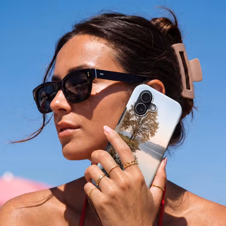 Bomen - Reflectie - Water - Zonsopgang - Serene Toughcase MagSafe Apple iPhone 17 klein -Sfeer2V