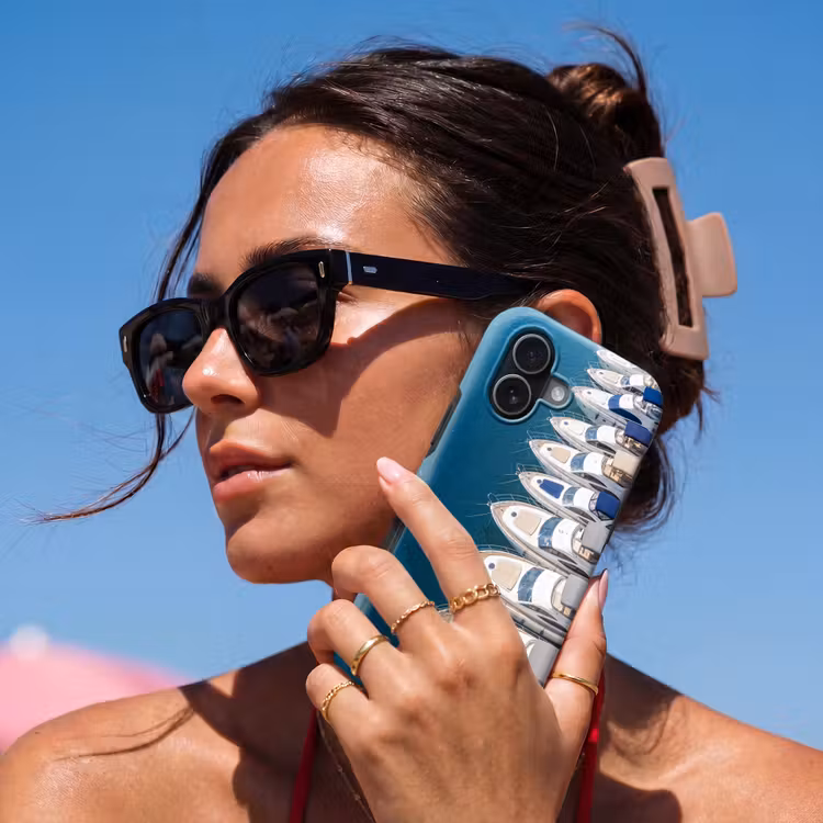 Boot - Jachthaven - Water - Zomer - Blauw Toughcase MagSafe Apple iPhone 17 klein -Sfeer2V