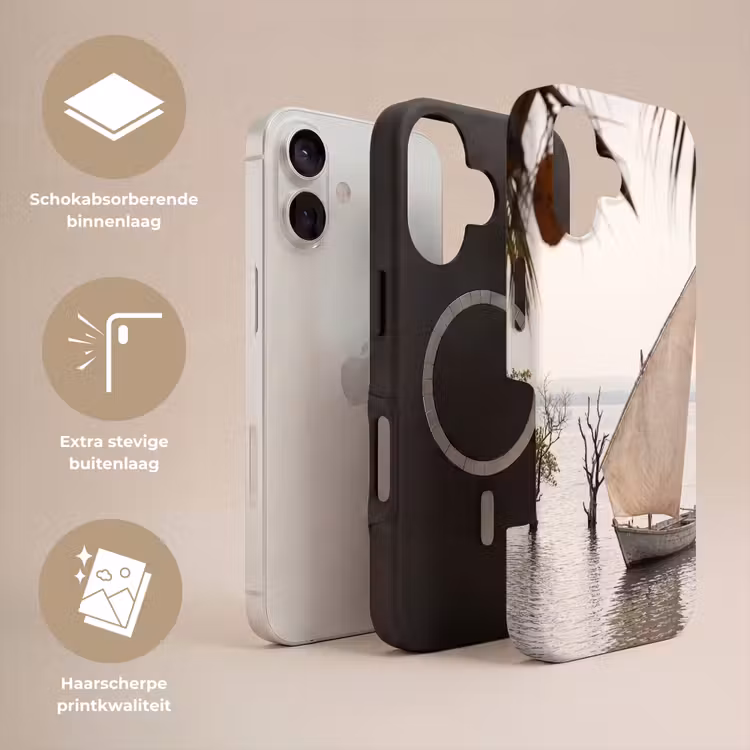 Boot - Zeil - Water - Tropisch - Natuur Toughcase MagSafe Apple iPhone 17 klein -USP_Lagen_NL