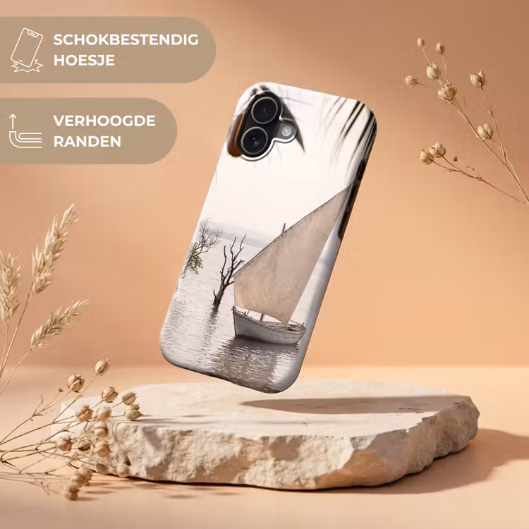 Boot - Zeil - Water - Tropisch - Natuur Toughcase MagSafe Apple iPhone 17 klein -USP_RandenV_NL