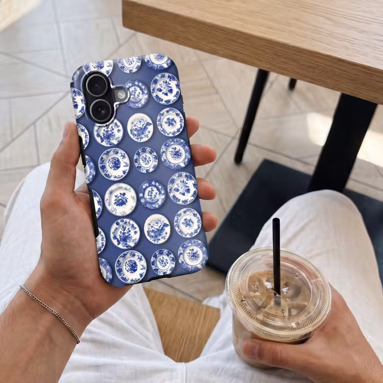 Borden - Floraal - Blauw Toughcase MagSafe Apple iPhone 17 klein 1017 -Sfeer1M