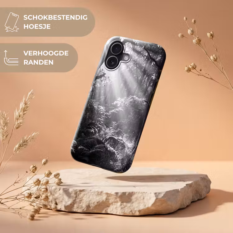 Bos - Lichtstralen - Natuur - Zwart-wit Toughcase MagSafe Apple iPhone 17 klein -USP_RandenV_NL