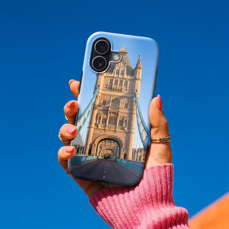 Brug - Toren - Architectuur - Klassiek - Blauw Toughcase MagSafe Apple iPhone 17 klein -Sfeer1V