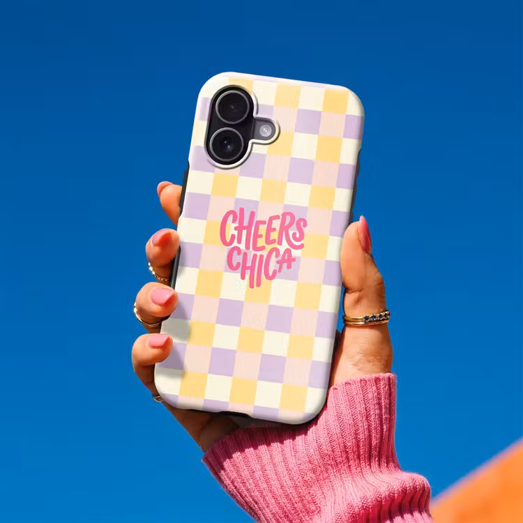 Cheers Chica - Ruitjes - Lila - Geel Toughcase MagSafe Apple iPhone 17 klein -Sfeer1V