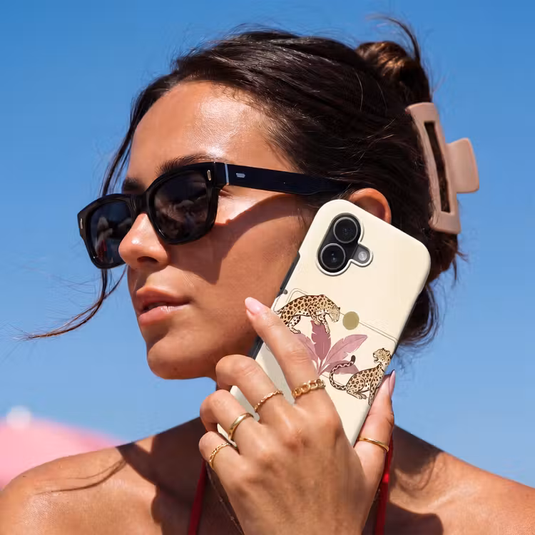 Dieren - Kat - Jungle - Illustratie - Beige Toughcase MagSafe Apple iPhone 17 klein -Sfeer2V