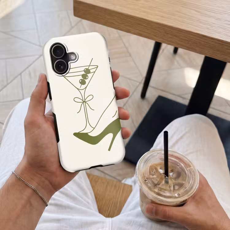 Drank - Martini - Hoge hak - Mode - Groen Toughcase MagSafe Apple iPhone 17 klein -Sfeer1M