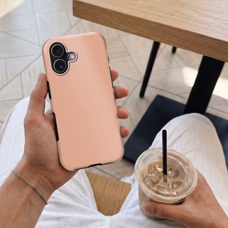 Dusty - Rose - Roze Toughcase MagSafe Apple iPhone 17 klein 1017 -Sfeer1M