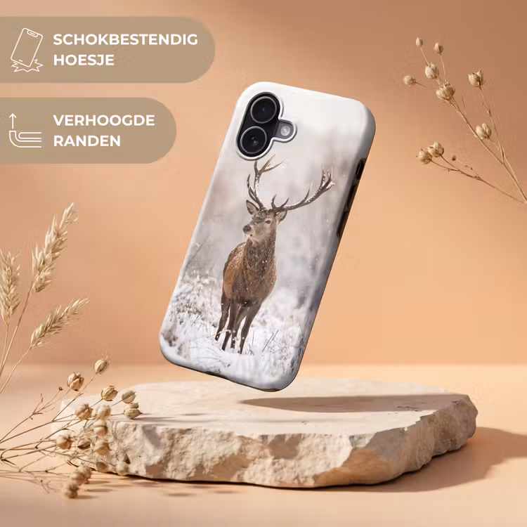 Edelhert - Bos - Sneeuw - Winter - Majestueus Toughcase MagSafe Apple iPhone 17 klein -USP_RandenV_NL