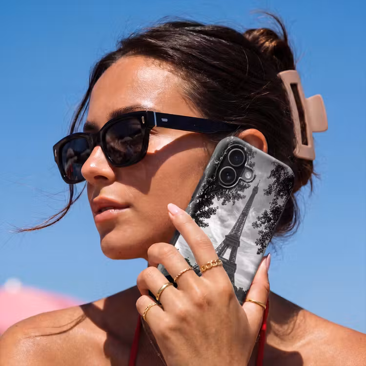 Eiffeltoren - Parijs - Rivier - Architectuur - Zwart-wit Toughcase MagSafe Apple iPhone 17 klein -Sfeer2V