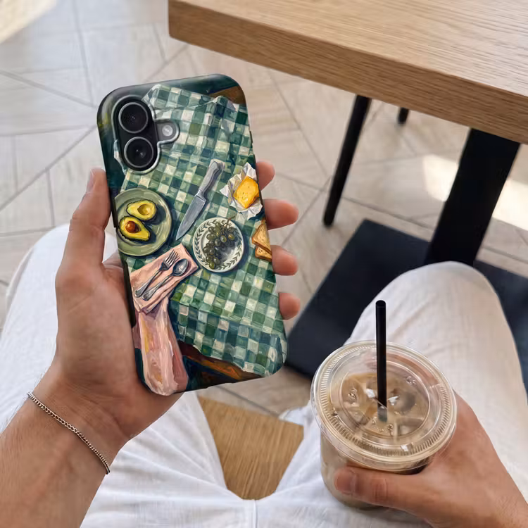 Eten - Ontbijt - Tafel - Modern - Groen Toughcase MagSafe Apple iPhone 17 klein -Sfeer1M