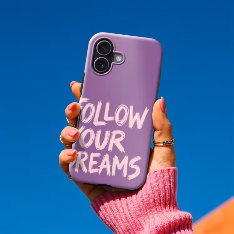 Follow your dreams - Paars - Penseeltextuur Toughcase MagSafe Apple iPhone 17 klein -Sfeer1V