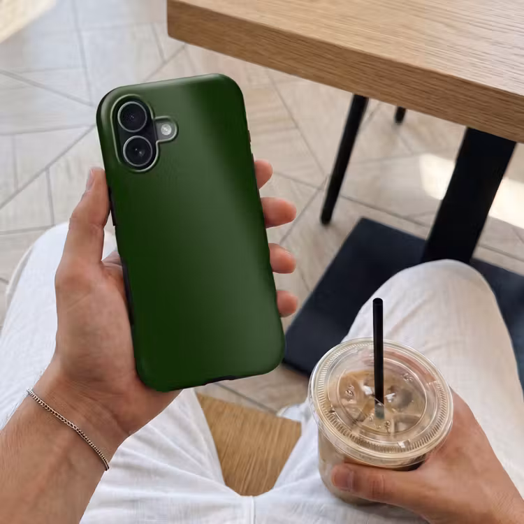 Forest - Green - Groen Toughcase MagSafe Apple iPhone 17 klein 1017 -Sfeer1M