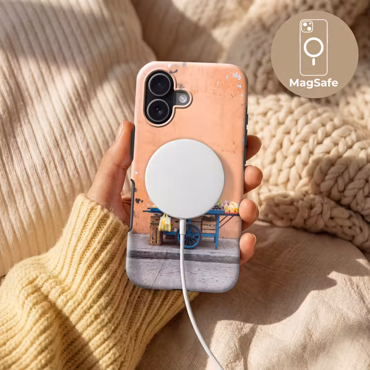 Telefoonhoesje Toughcase - Fruit - Kar - Straat - Fruit - Kar - Straat Toughcase MagSafe Apple iPhone 17 klein