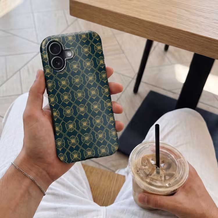Geometrisch - Elegant - Groen Toughcase MagSafe Apple iPhone 17 klein 1017 -Sfeer1M