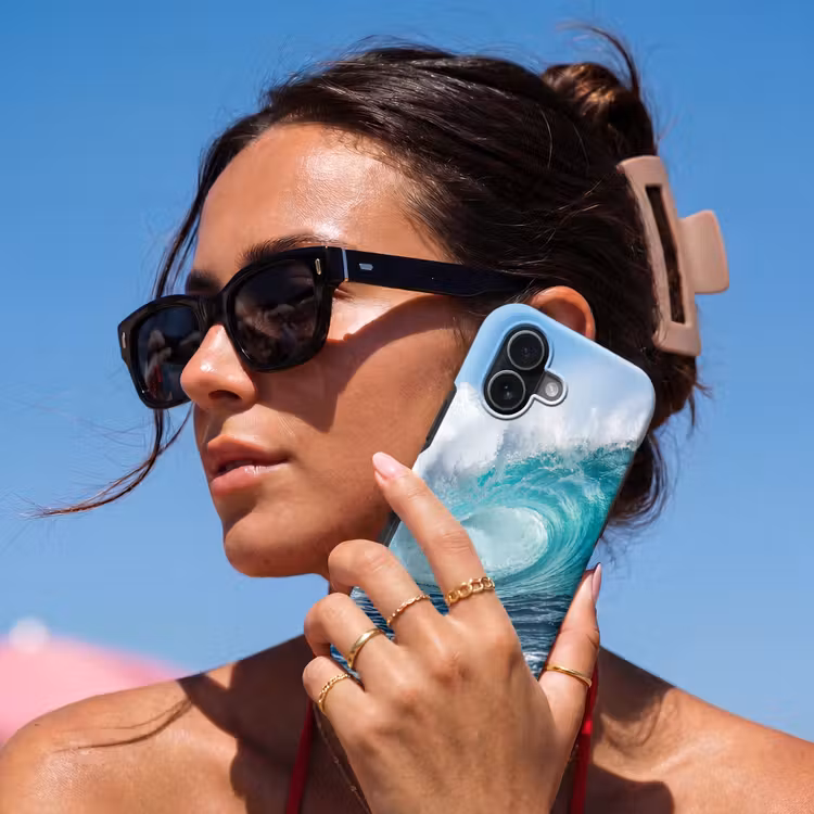 Golf - Oceaan - Water - Dynamisch - Blauw Toughcase MagSafe Apple iPhone 17 klein -Sfeer2V