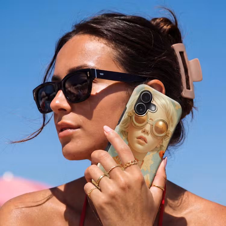 Goudvissen - Oranje - Vrouw - Blond Toughcase MagSafe Apple iPhone 17 klein -Sfeer2V