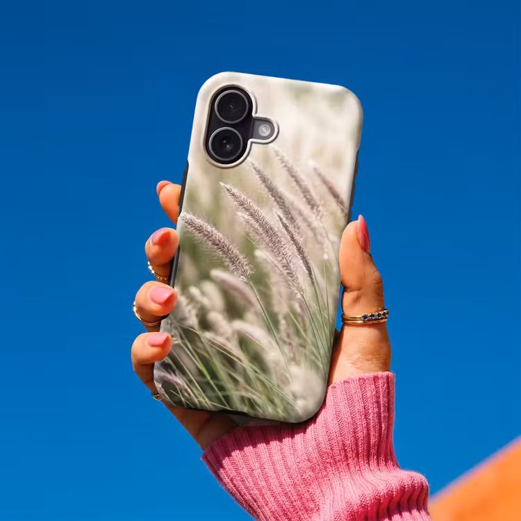 Gras - Close up - Groen Toughcase MagSafe Apple iPhone 17 klein -Sfeer1V