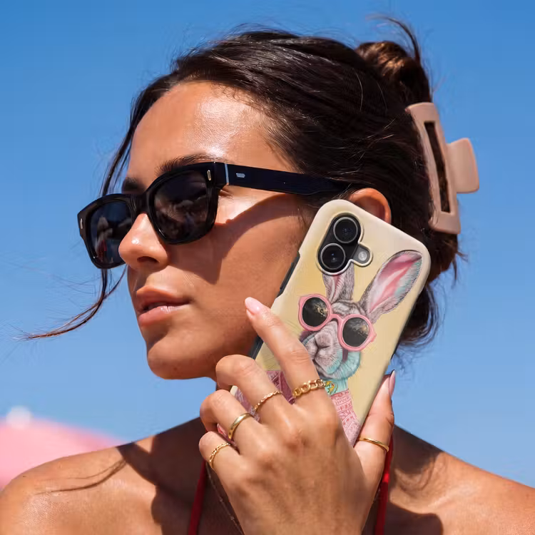 Grijs - Konijn - Blouse - Strik Toughcase MagSafe Apple iPhone 17 klein -Sfeer2V
