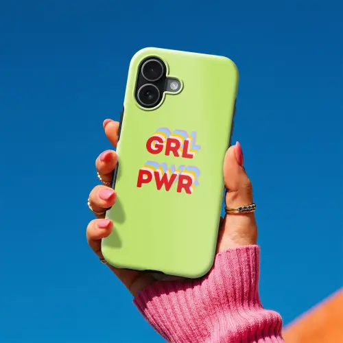 Grl pwr - Groen - Rood - 3D Toughcase MagSafe Apple iPhone 17 klein -Sfeer1V