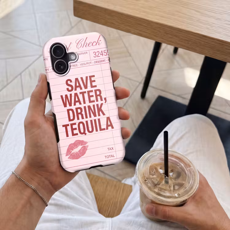 Humor - Drank - Tekst - Roze Toughcase MagSafe Apple iPhone 17 klein -Sfeer1M