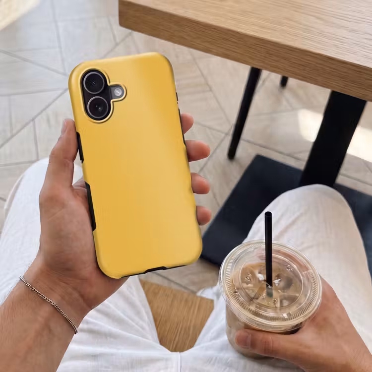 Joyful - Mustard - Geel Toughcase MagSafe Apple iPhone 17 klein 1017 -Sfeer1M
