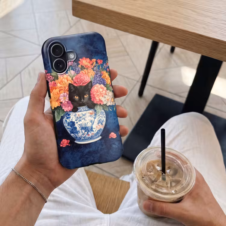 Kat - Felgekleurde bloemen - Vaas Toughcase MagSafe Apple iPhone 17 klein -Sfeer1M