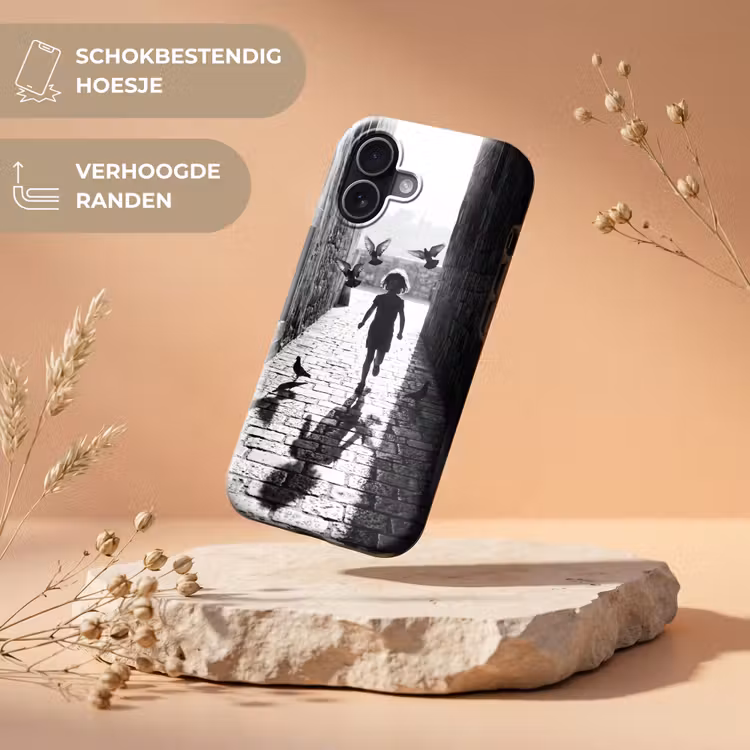 Kind - Vogel - Straat - Zwart-wit - Spelen Toughcase MagSafe Apple iPhone 17 klein -USP_RandenV_NL