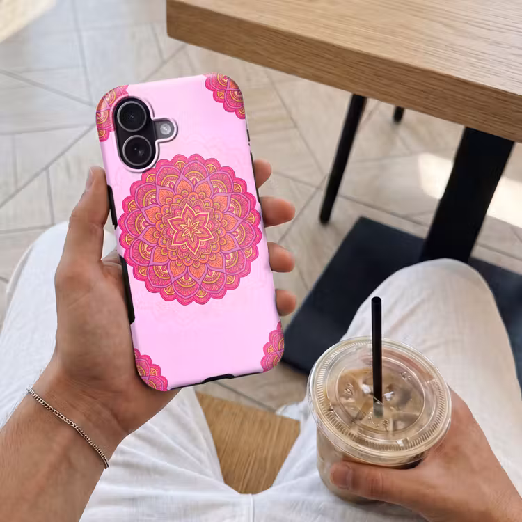 Mandala - Cirkel - Spiritueel - Oosters - Roze Toughcase MagSafe Apple iPhone 17 klein -Sfeer1M