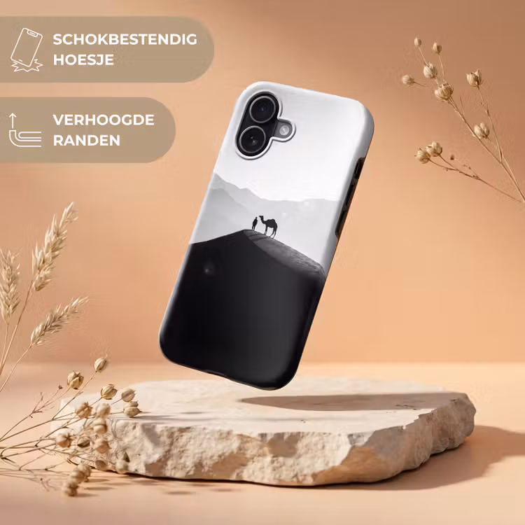 Mens - Kameel - Zandduin - Natuur - Monochroom Toughcase MagSafe Apple iPhone 17 klein -USP_RandenV_NL