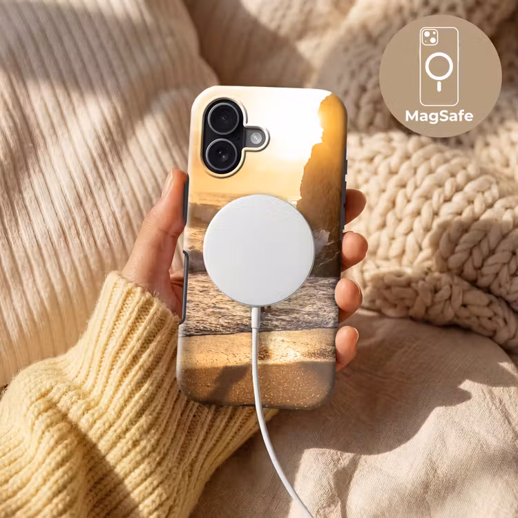 Mensen - Oceaan - Zonsondergang - Kust - Goud Toughcase MagSafe Apple iPhone 17 klein -USP_MagsafeV