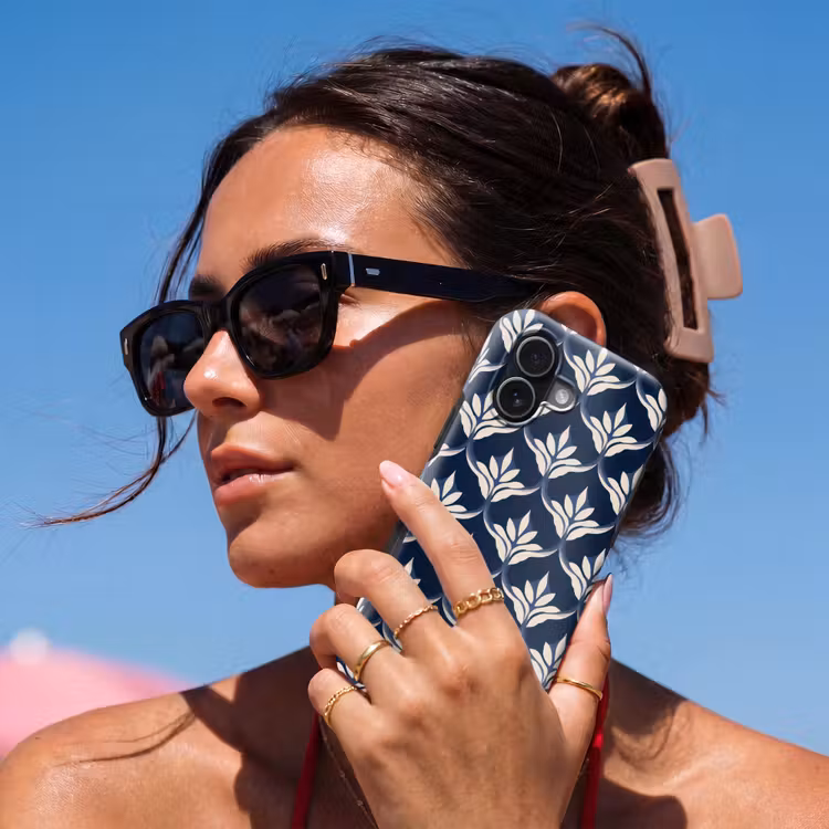 Modern - Ontwerp - Blauw Toughcase MagSafe Apple iPhone 17 klein 1017 -Sfeer2V