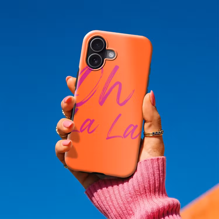 Oh la la - Oranje - Roze - Grafisch Toughcase MagSafe Apple iPhone 17 klein -Sfeer1V