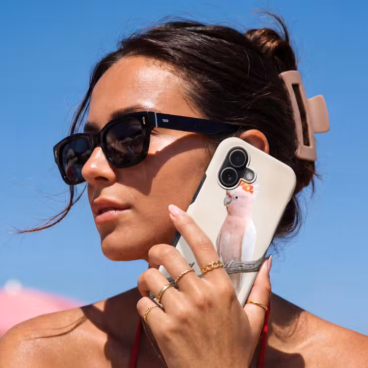 Papagaai - Tak - Roze Toughcase MagSafe Apple iPhone 17 klein -Sfeer2V