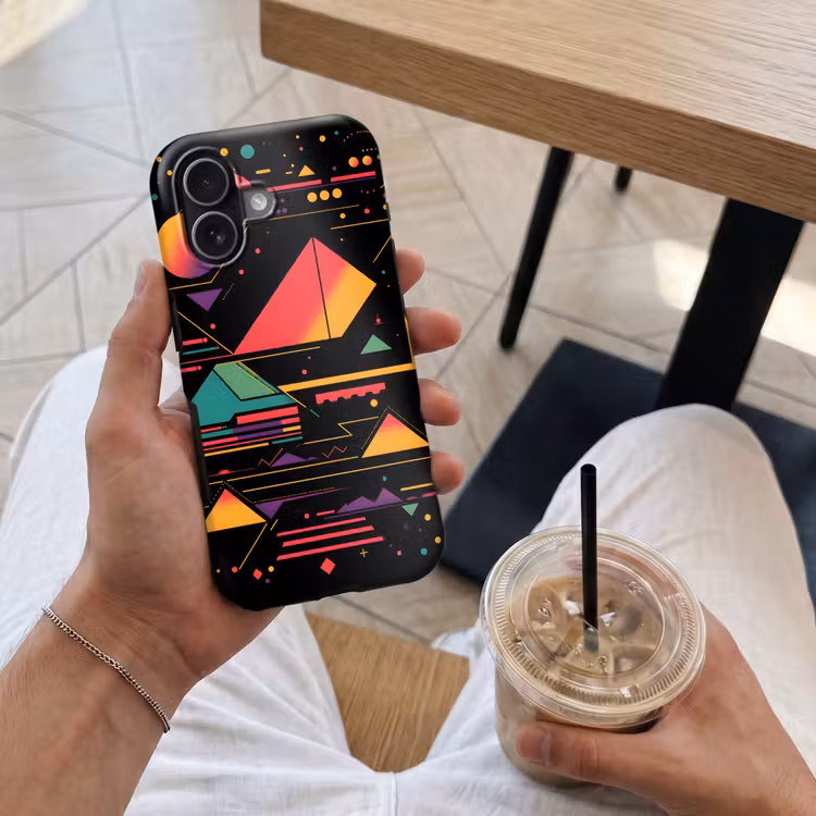 Piramides - Cirkels - Neonkleuren - Geometrisch Toughcase MagSafe Apple iPhone 17 klein -Sfeer1M
