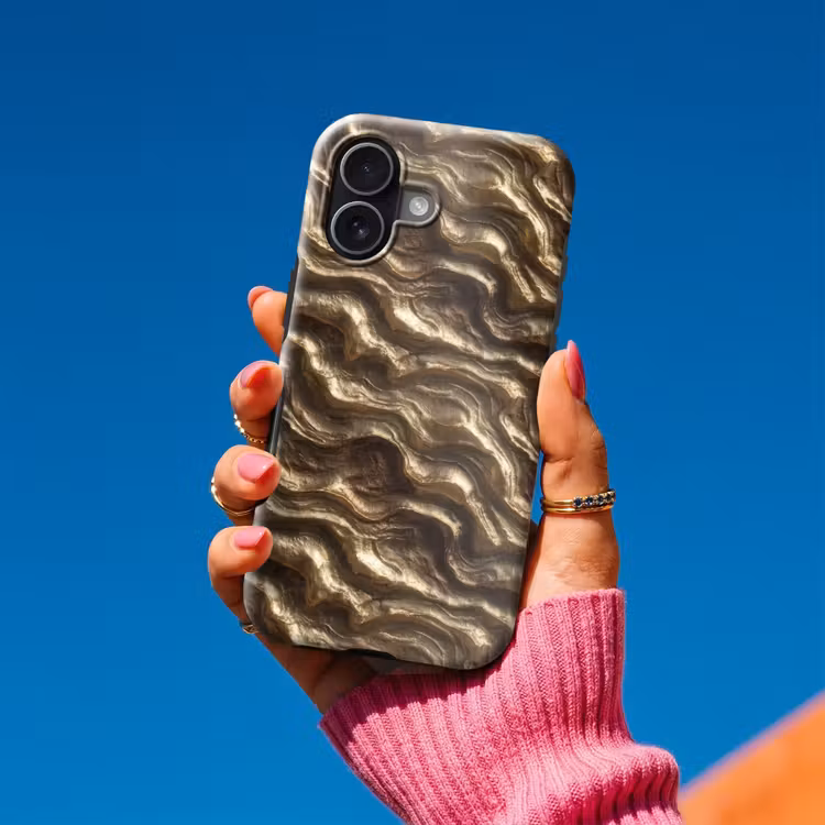 Reliëf - Golven - Abstract - Bronsgoud Toughcase MagSafe Apple iPhone 17 klein 1017 -Sfeer1V