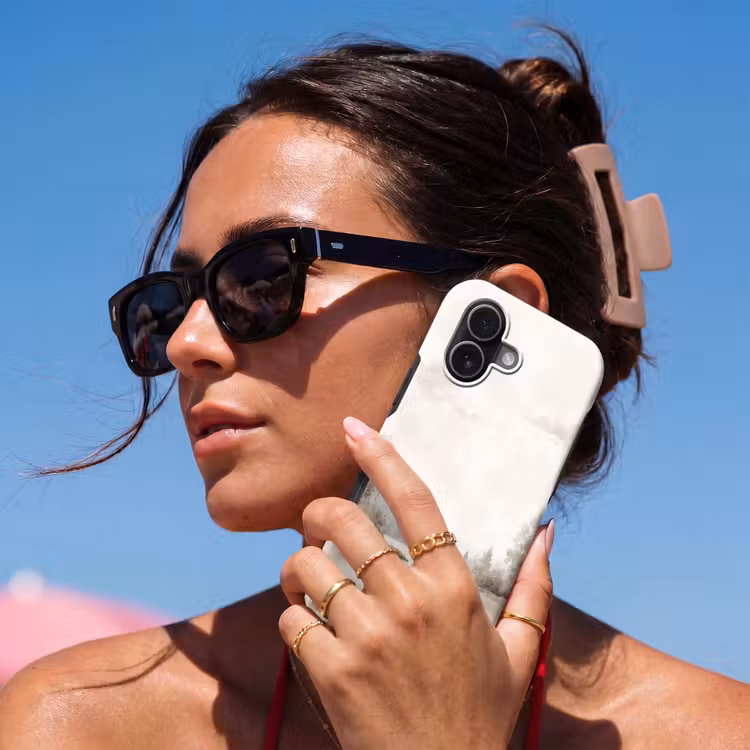 Rivierlandschap - Minimalistisch - Aardetinten Toughcase MagSafe Apple iPhone 17 klein -Sfeer2V