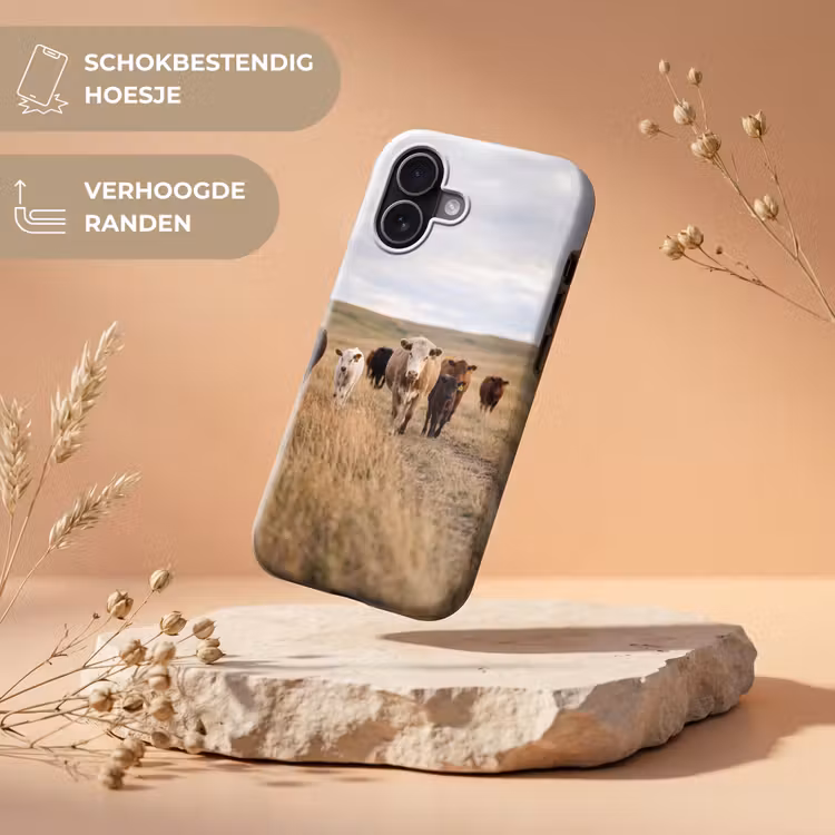 Runderen - Kudde - Landschap - Weide - Rustig Toughcase MagSafe Apple iPhone 17 klein -USP_RandenV_NL