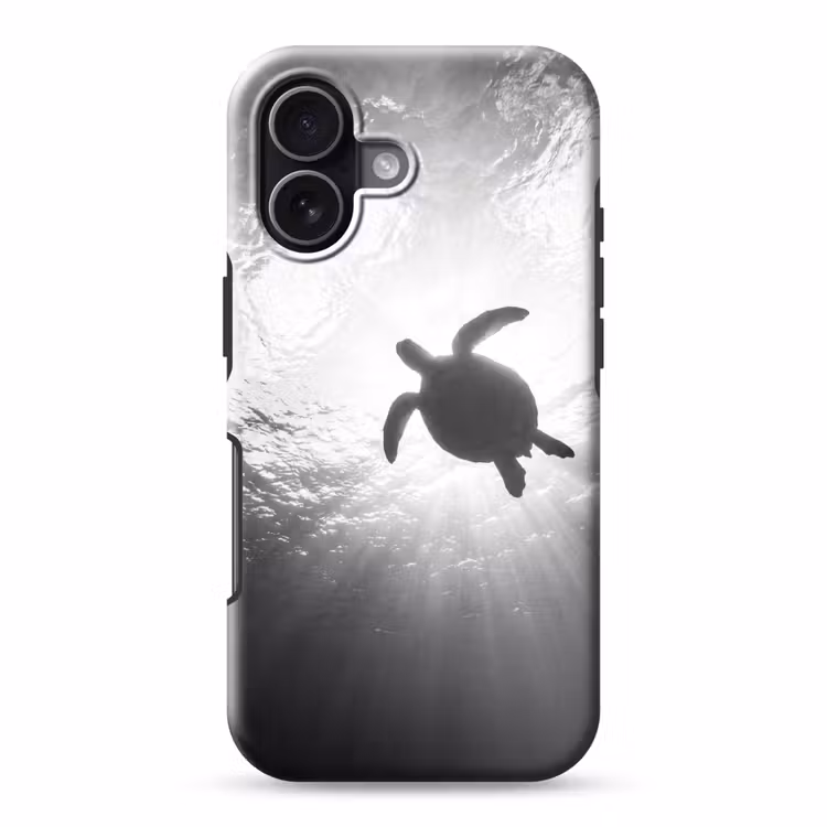 Schildpad - Onderwater - Lichtstralen - Oceaan - Zwart-wit Toughcase MagSafe Apple iPhone 17 klein -3d