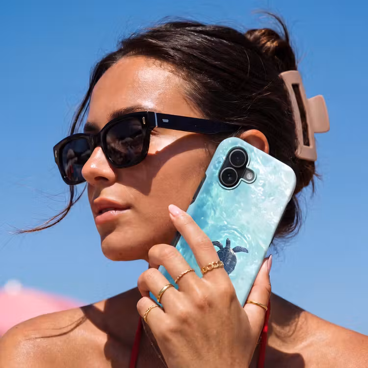 Schildpad - Zee - Blauw - Schittering Toughcase MagSafe Apple iPhone 17 klein -Sfeer2V