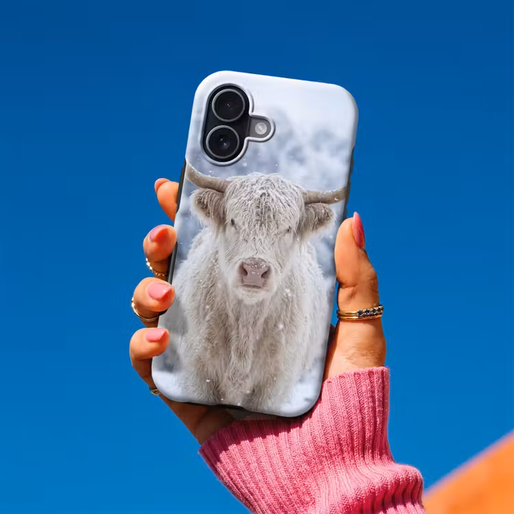 Schotse Hooglander - Sneeuw - Bergen - Winter Toughcase MagSafe Apple iPhone 17 klein -Sfeer1V