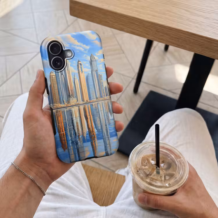Skyline - Wolkenkrabbers - Water - Blauw Toughcase MagSafe Apple iPhone 17 klein -Sfeer1M